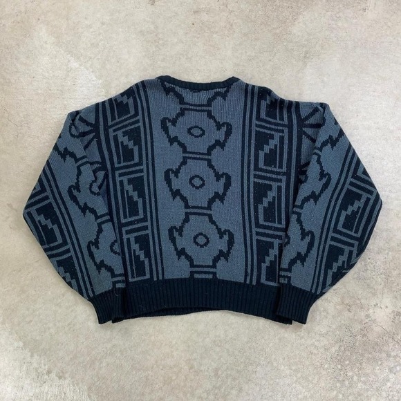 Vintage 90s aka Bay Sweater Size Medium Gray Geometric Tribal Pull Over Boho - Picture 3 of 4